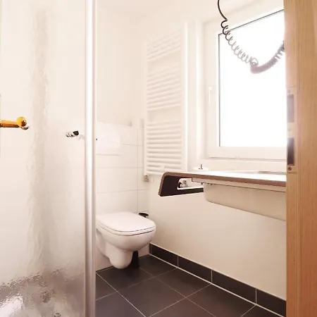 招待所 Kleine Moewe 3*