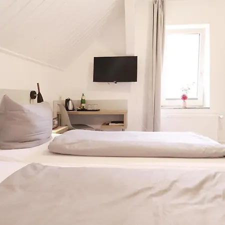 招待所 Kleine Moewe 3*